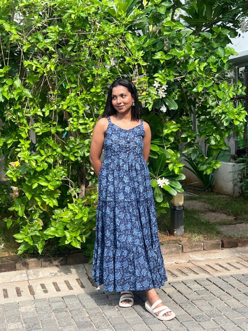 aazhi maxi
