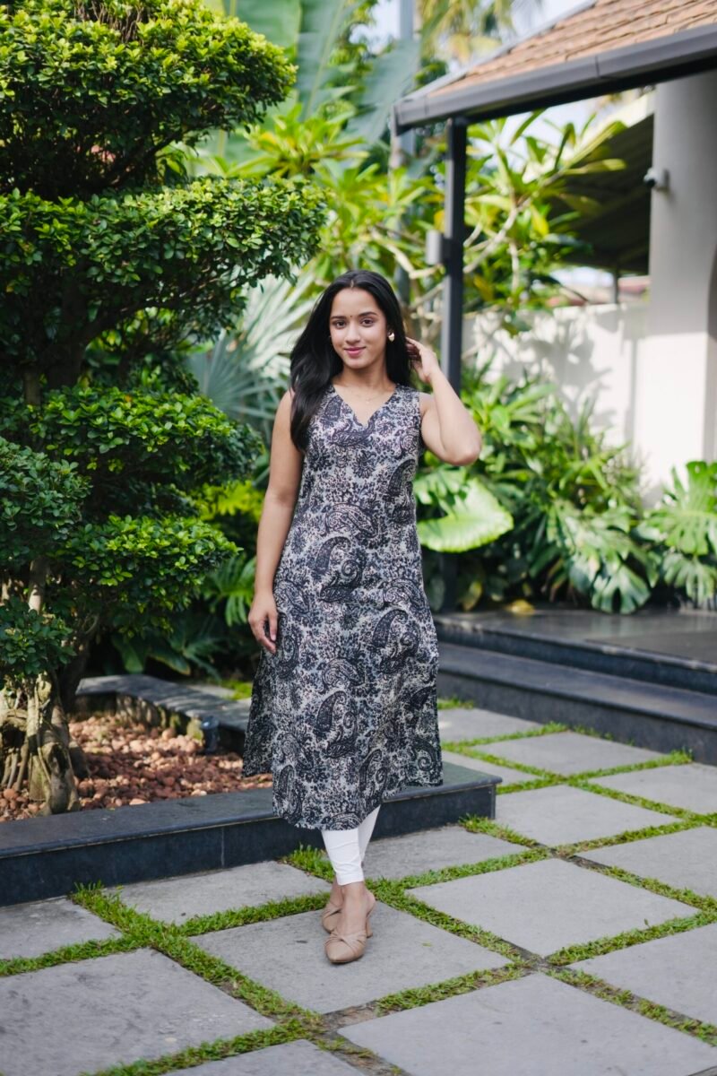 noirra kurtha top
