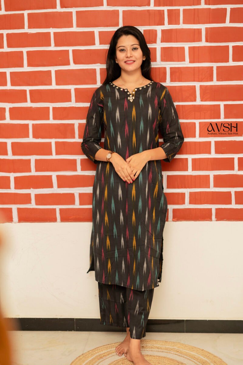 black ikkat co ords
