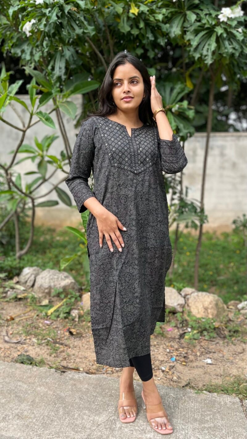 narmada kurtha top
