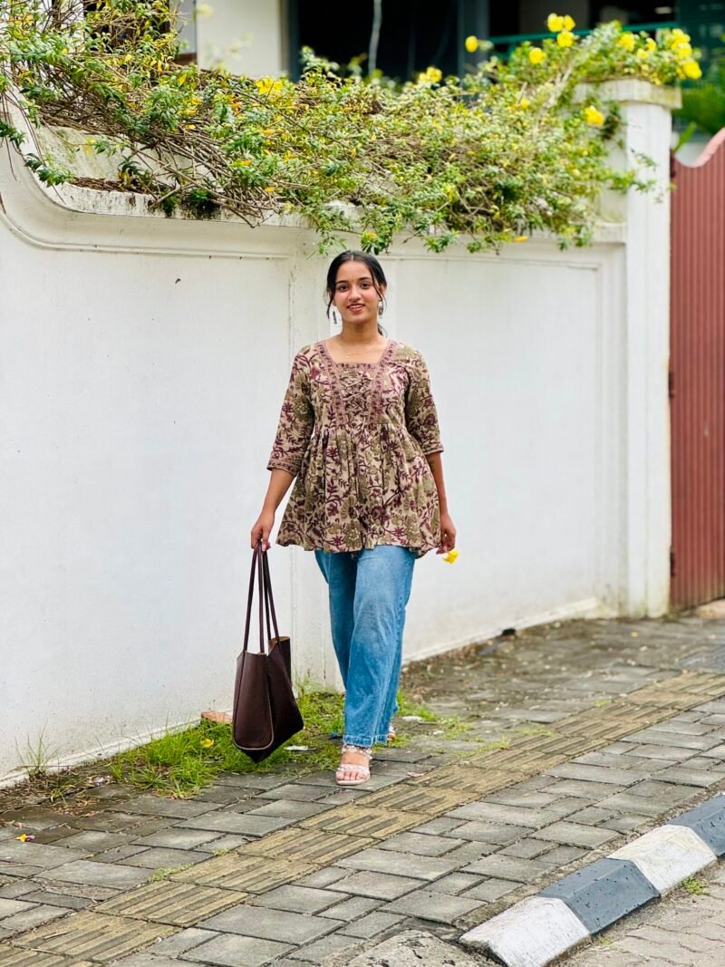 hazel short top