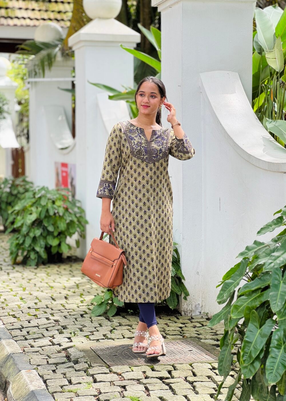 kaveri kurtha top